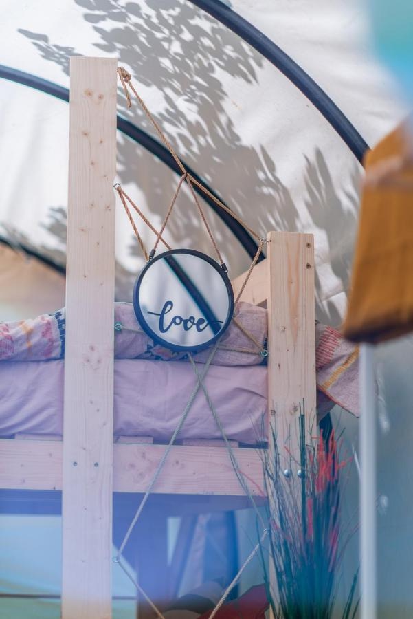 Dragonfly Gardens - The Wagons Luxury tent
